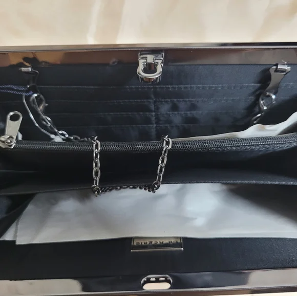 Black Pearls Clutch - Picture 4 of 6